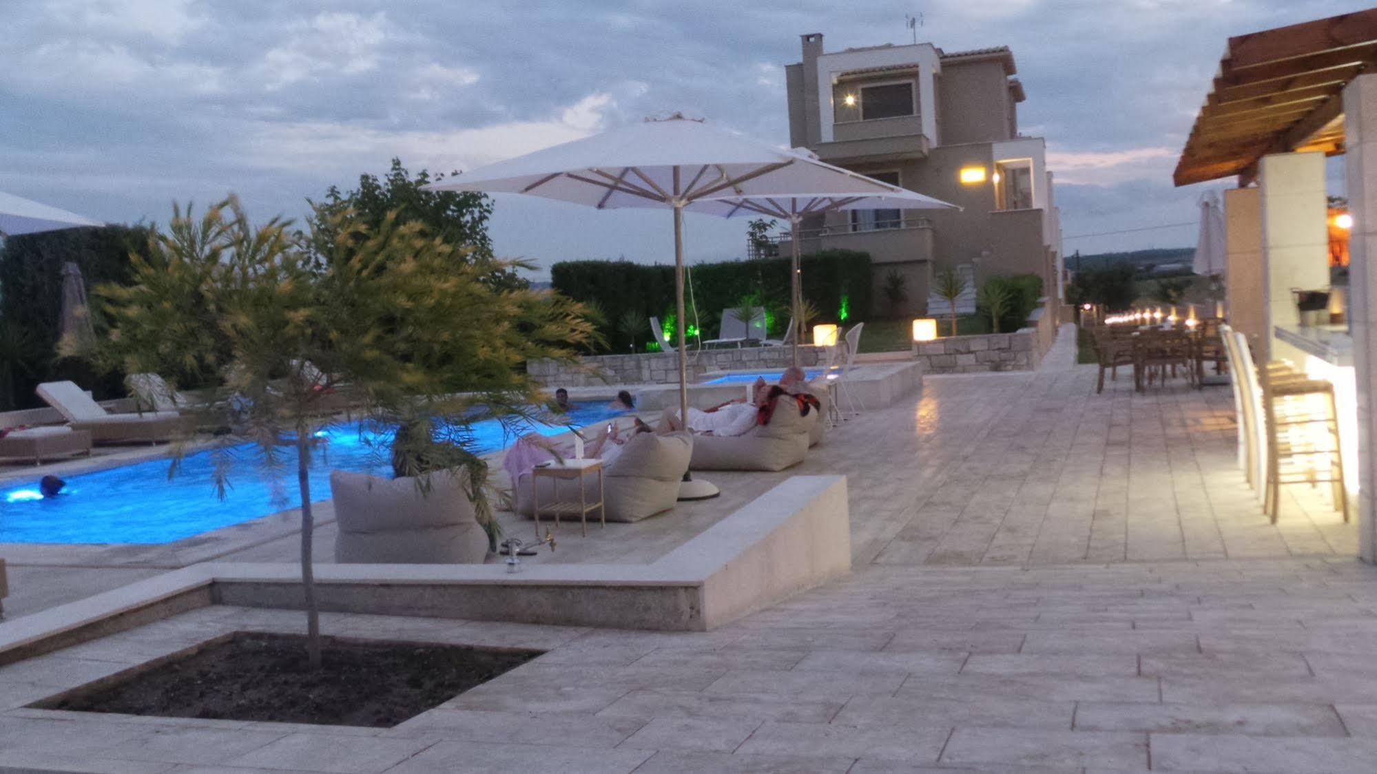 Niovi Boutique Apartments Afytos Exterior photo